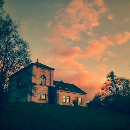 „Rentmeisterhaus Basedow“ Basedow  Bagian luar foto