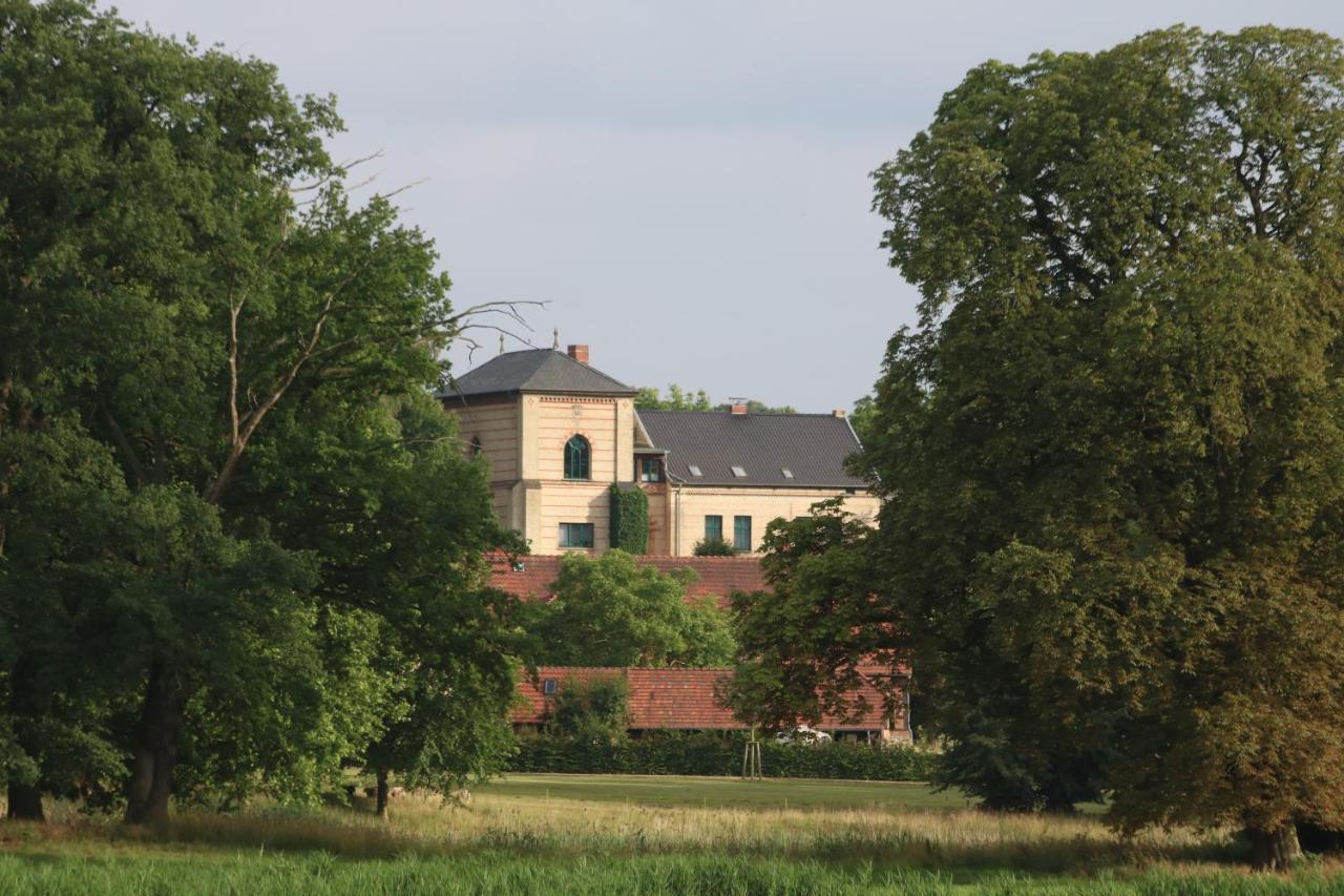 „Rentmeisterhaus Basedow“ Basedow  Bagian luar foto
