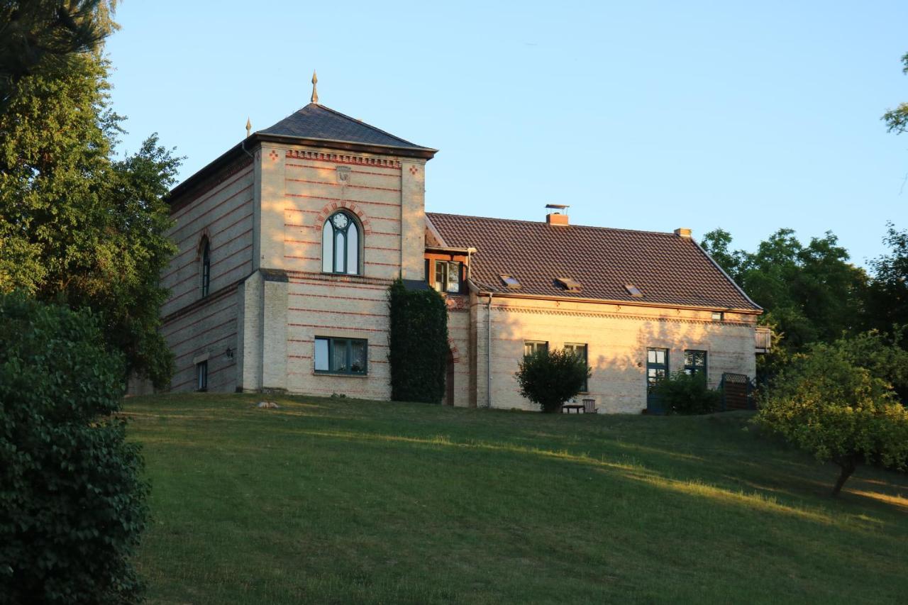 „Rentmeisterhaus Basedow“ Basedow  Bagian luar foto